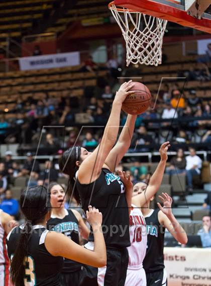 Thumbnail 2 in Lindsay vs Mendota (CIF CS D4 Final) photogallery.