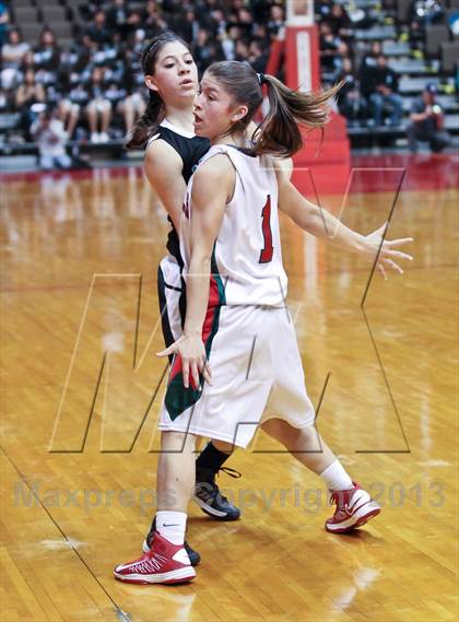 Thumbnail 1 in Lindsay vs Mendota (CIF CS D4 Final) photogallery.