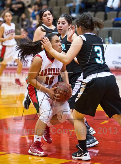 Thumbnail 2 in Lindsay vs Mendota (CIF CS D4 Final) photogallery.