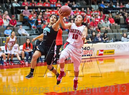 Thumbnail 2 in Lindsay vs Mendota (CIF CS D4 Final) photogallery.