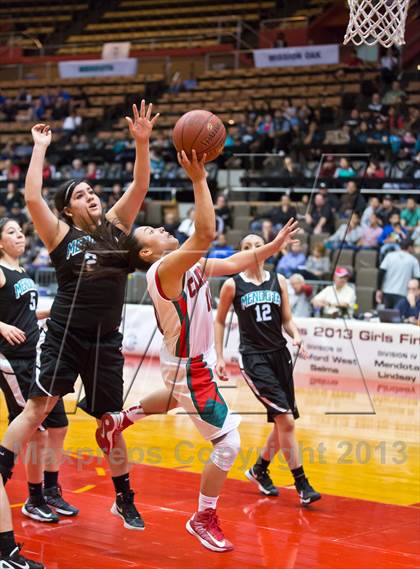 Thumbnail 3 in Lindsay vs Mendota (CIF CS D4 Final) photogallery.