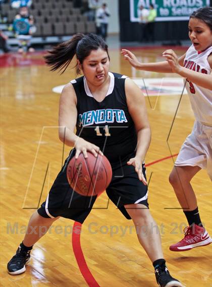 Thumbnail 1 in Lindsay vs Mendota (CIF CS D4 Final) photogallery.