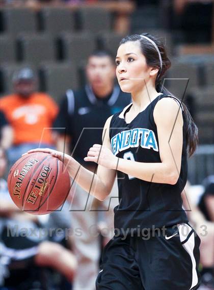 Thumbnail 1 in Lindsay vs Mendota (CIF CS D4 Final) photogallery.