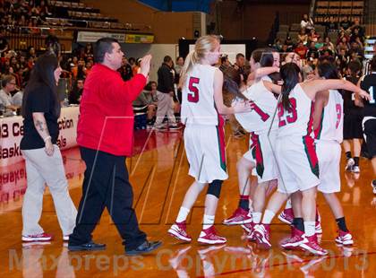 Thumbnail 3 in Lindsay vs Mendota (CIF CS D4 Final) photogallery.