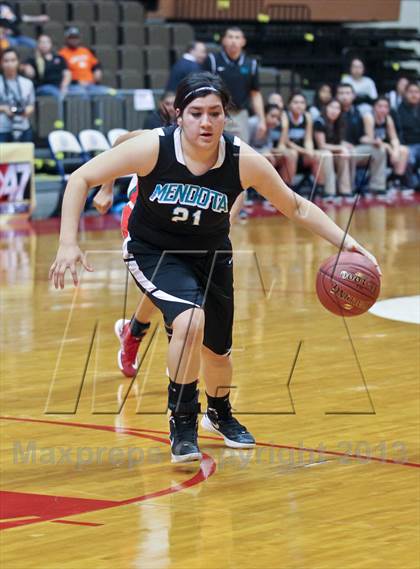 Thumbnail 3 in Lindsay vs Mendota (CIF CS D4 Final) photogallery.