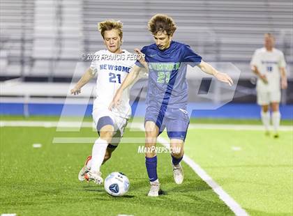 Thumbnail 3 in Newsome @ Sumner photogallery.
