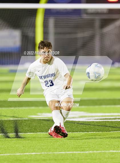 Thumbnail 3 in Newsome @ Sumner photogallery.