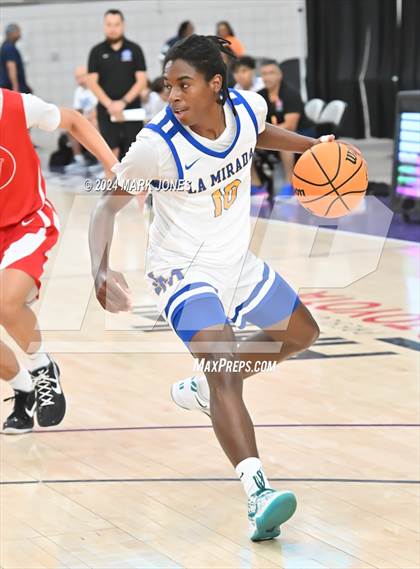 Thumbnail 3 in La Mirada vs. Harvard-Westlake (Section 7) photogallery.