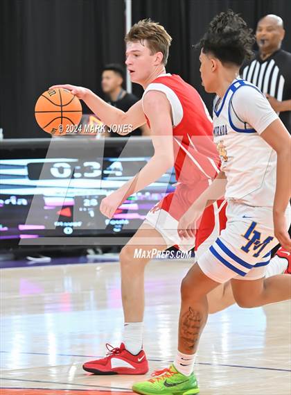 Thumbnail 3 in La Mirada vs. Harvard-Westlake (Section 7) photogallery.