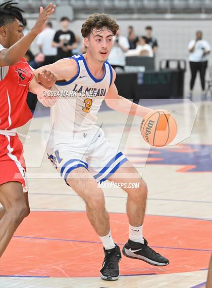 Thumbnail 3 in La Mirada vs. Harvard-Westlake (Section 7) photogallery.