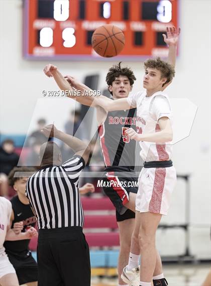Thumbnail 1 in South Milwaukee @ Arrowhead photogallery.