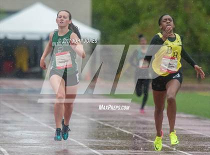 Thumbnail 3 in 50th Annual Loucks Games (Women's 400 Meter Dash) photogallery.