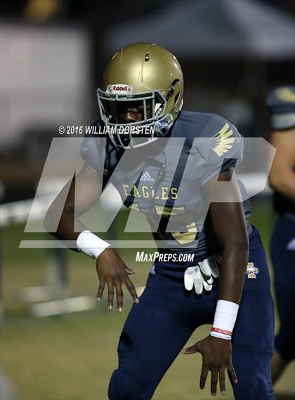 Thumbnail 2 in Independence vs Gallatin (TSSAA Class 5A Division 1 1st Round) photogallery.
