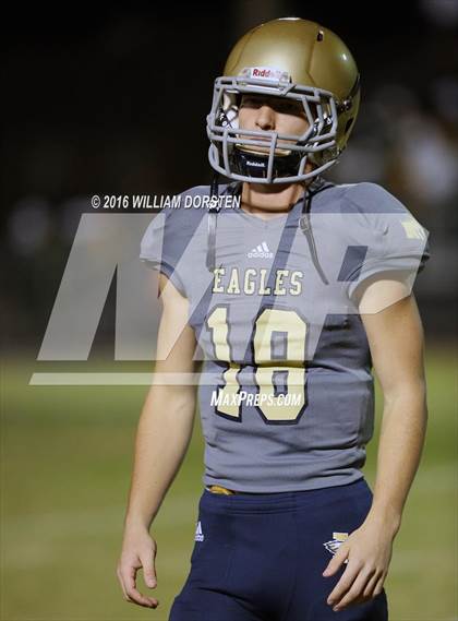 Thumbnail 1 in Independence vs Gallatin (TSSAA Class 5A Division 1 1st Round) photogallery.