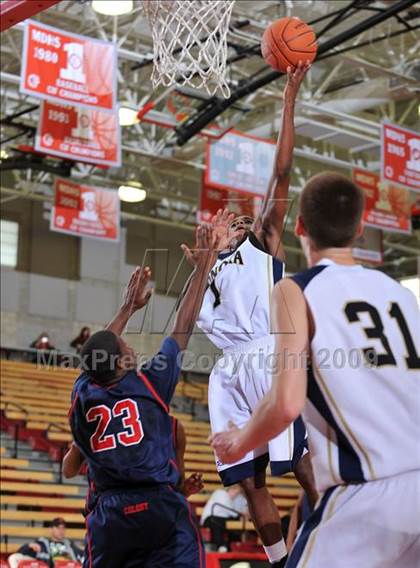 Thumbnail 2 in Sonora vs. Colony (Nike Extravaganza) photogallery.