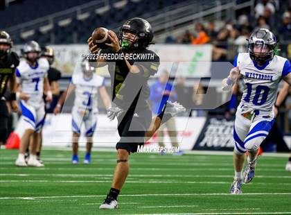 Thumbnail 2 in Westbrook vs. Gordon (UIL 1A D1 Football Final) photogallery.
