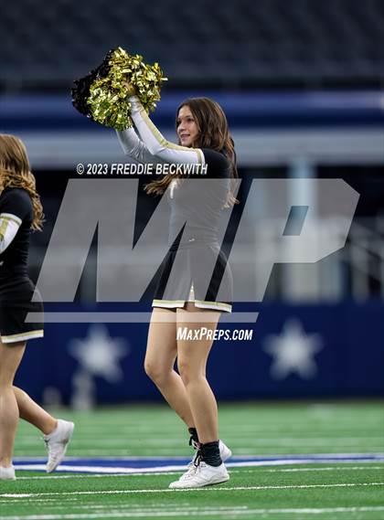 Thumbnail 3 in Westbrook vs. Gordon (UIL 1A D1 Football Final) photogallery.