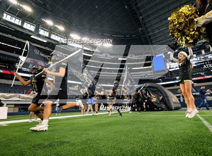 Thumbnail 2 in Westbrook vs. Gordon (UIL 1A D1 Football Final) photogallery.