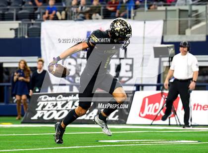 Thumbnail 2 in Westbrook vs. Gordon (UIL 1A D1 Football Final) photogallery.