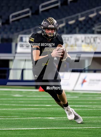 Thumbnail 1 in Westbrook vs. Gordon (UIL 1A D1 Football Final) photogallery.