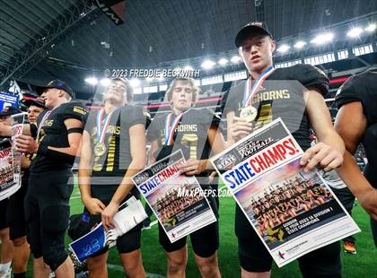 Thumbnail 1 in Westbrook vs. Gordon (UIL 1A D1 Football Final) photogallery.