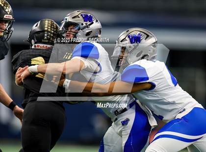 Thumbnail 2 in Westbrook vs. Gordon (UIL 1A D1 Football Final) photogallery.