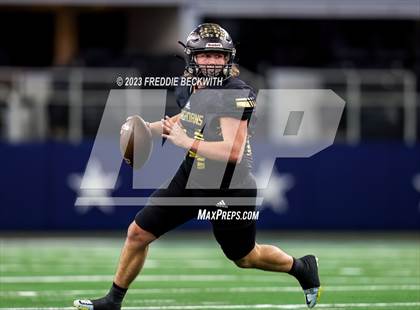 Thumbnail 2 in Westbrook vs. Gordon (UIL 1A D1 Football Final) photogallery.