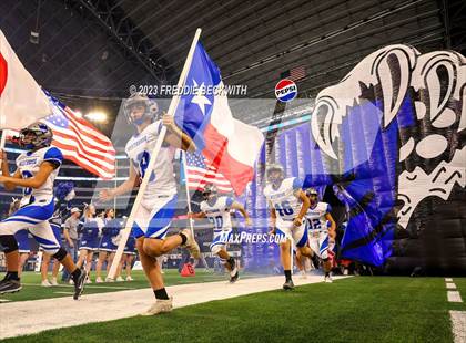 Thumbnail 2 in Westbrook vs. Gordon (UIL 1A D1 Football Final) photogallery.