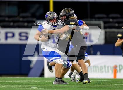Thumbnail 2 in Westbrook vs. Gordon (UIL 1A D1 Football Final) photogallery.