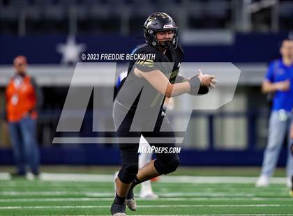 Thumbnail 2 in Westbrook vs. Gordon (UIL 1A D1 Football Final) photogallery.