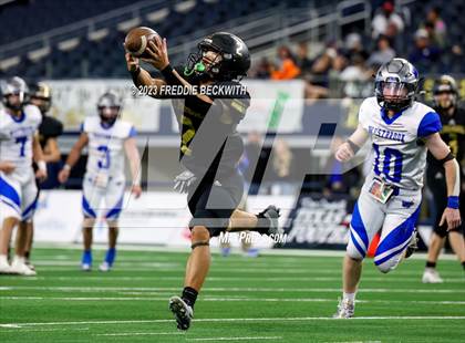 Thumbnail 1 in Westbrook vs. Gordon (UIL 1A D1 Football Final) photogallery.