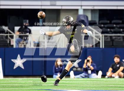 Thumbnail 2 in Westbrook vs. Gordon (UIL 1A D1 Football Final) photogallery.