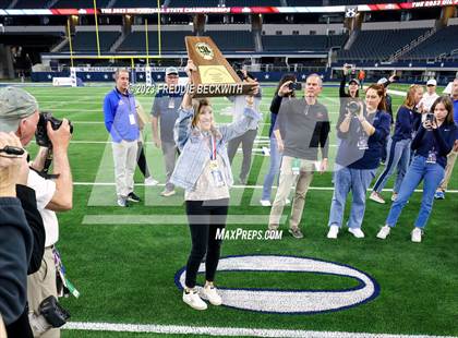 Thumbnail 2 in Westbrook vs. Gordon (UIL 1A D1 Football Final) photogallery.