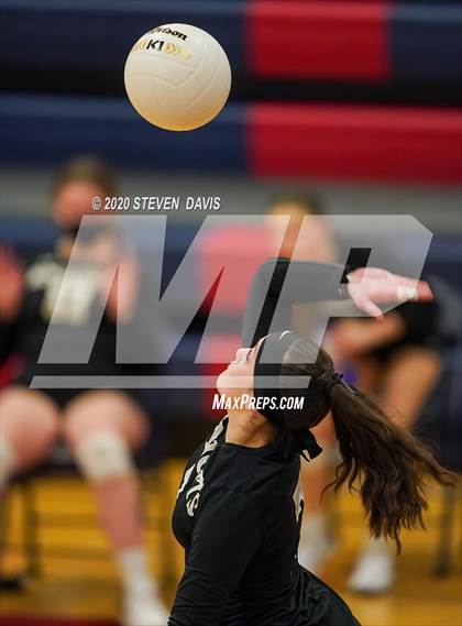 Thumbnail 3 in Glendale Prep Academy @ Trivium Prep photogallery.