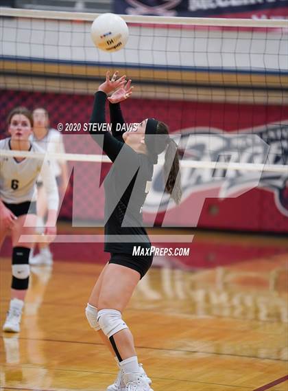 Thumbnail 2 in Glendale Prep Academy @ Trivium Prep photogallery.