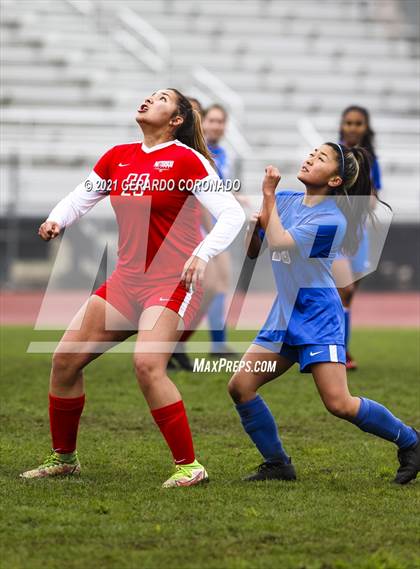 Thumbnail 3 in Sierra vs. Patterson (Vern Gebhardt Champions Cup) photogallery.