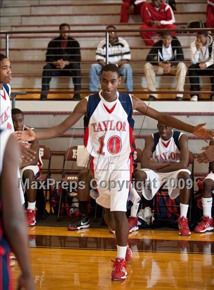 Thumbnail 2 in Duncanville @ Alief Taylor  (McDonalds Texas Invitational) photogallery.