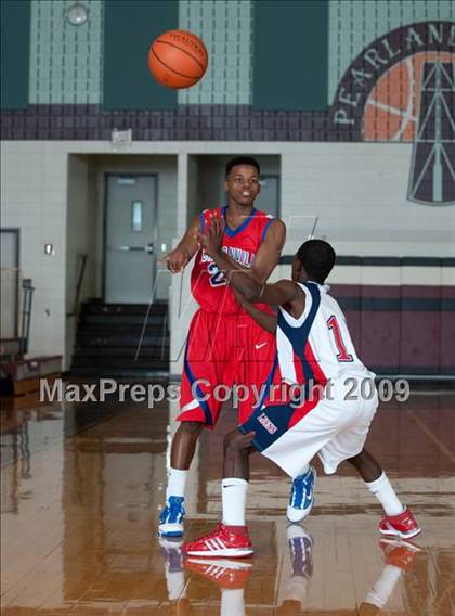 Thumbnail 2 in Duncanville @ Alief Taylor  (McDonalds Texas Invitational) photogallery.