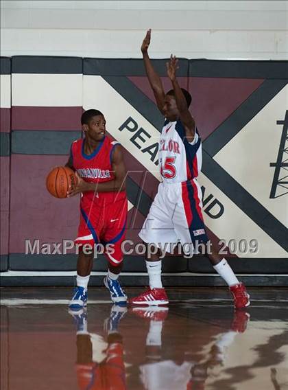 Thumbnail 2 in Duncanville @ Alief Taylor  (McDonalds Texas Invitational) photogallery.