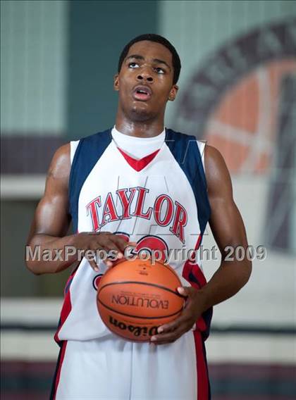 Thumbnail 3 in Duncanville @ Alief Taylor  (McDonalds Texas Invitational) photogallery.