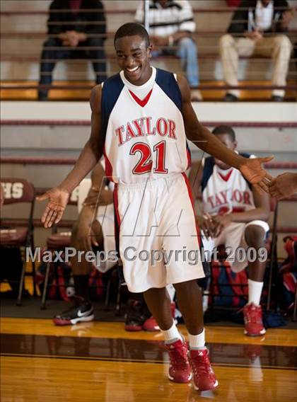 Thumbnail 2 in Duncanville @ Alief Taylor  (McDonalds Texas Invitational) photogallery.