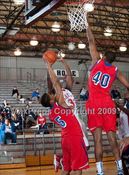 Thumbnail 2 in Duncanville @ Alief Taylor  (McDonalds Texas Invitational) photogallery.