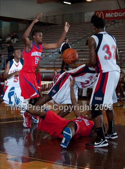 Thumbnail 2 in Duncanville @ Alief Taylor  (McDonalds Texas Invitational) photogallery.