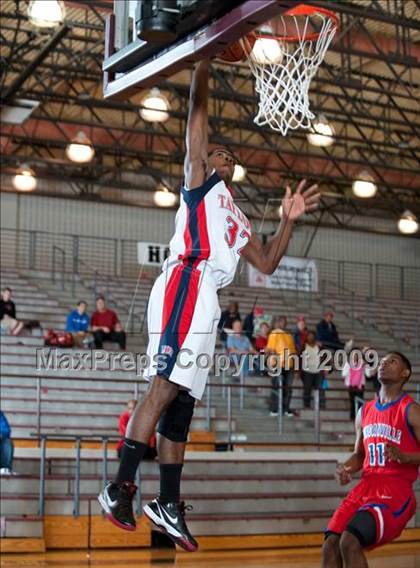 Thumbnail 3 in Duncanville @ Alief Taylor  (McDonalds Texas Invitational) photogallery.