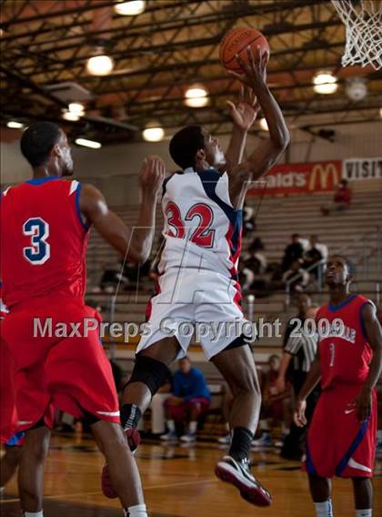 Thumbnail 1 in Duncanville @ Alief Taylor  (McDonalds Texas Invitational) photogallery.
