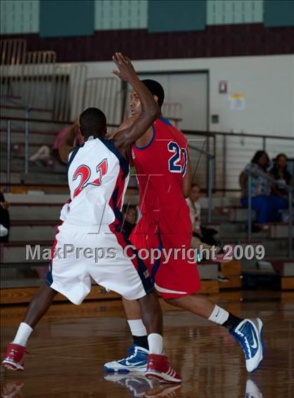 Thumbnail 1 in Duncanville @ Alief Taylor  (McDonalds Texas Invitational) photogallery.