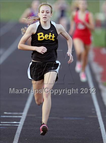 Thumbnail 2 in Iowa City Sherwood Relays (Hurdles/Running Events) photogallery.