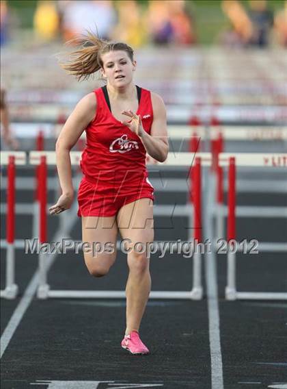 Thumbnail 3 in Iowa City Sherwood Relays (Hurdles/Running Events) photogallery.
