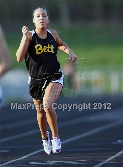Thumbnail 3 in Iowa City Sherwood Relays (Hurdles/Running Events) photogallery.