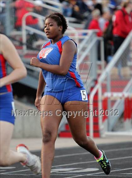Thumbnail 3 in Iowa City Sherwood Relays (Hurdles/Running Events) photogallery.